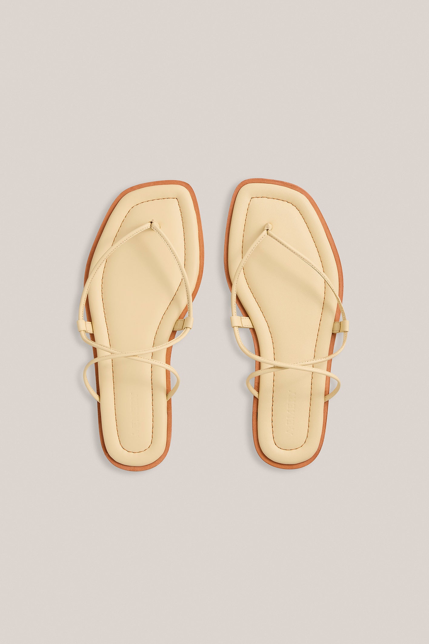 The Nodi Sandal