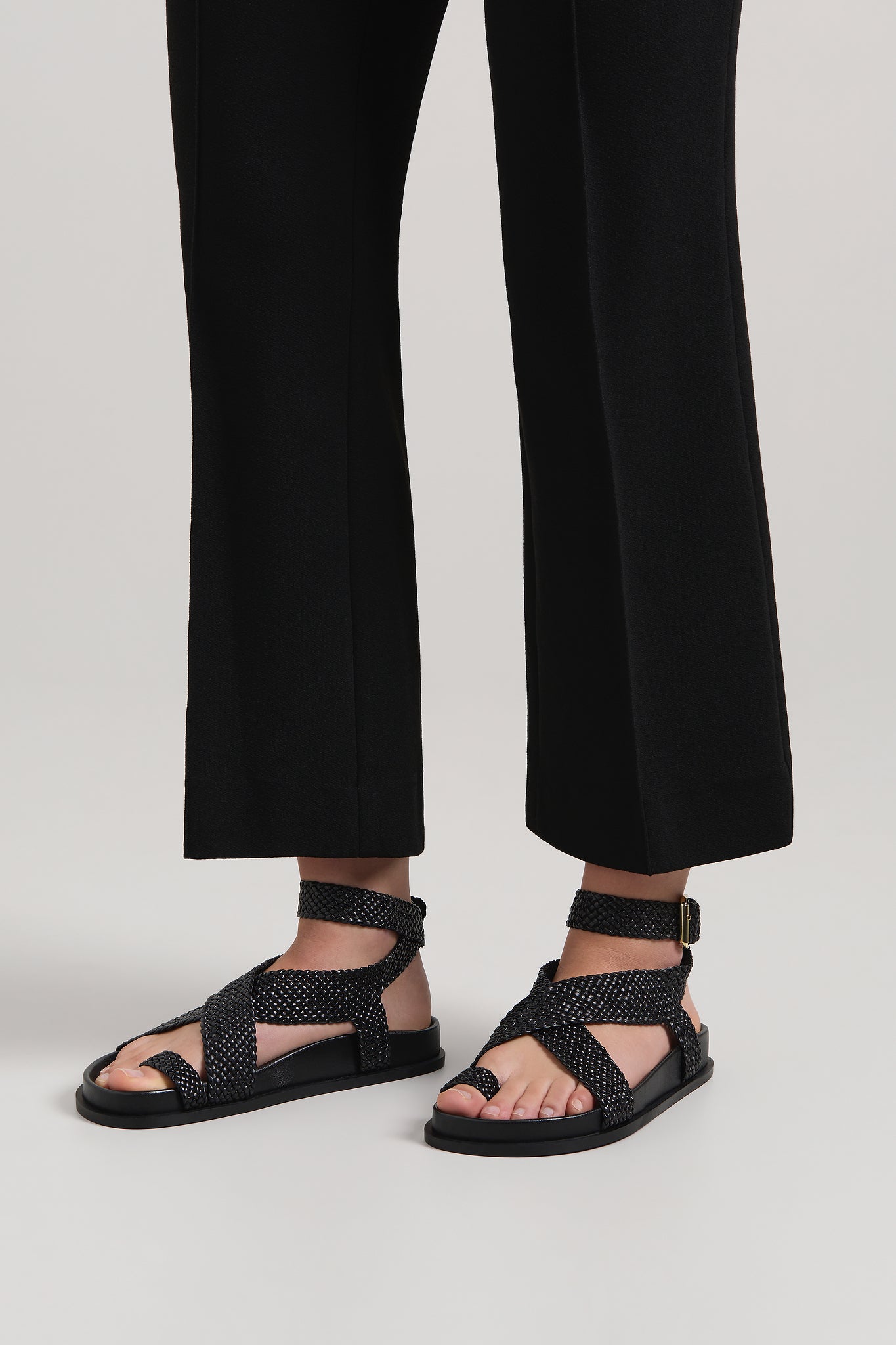 The Jalen Sandal