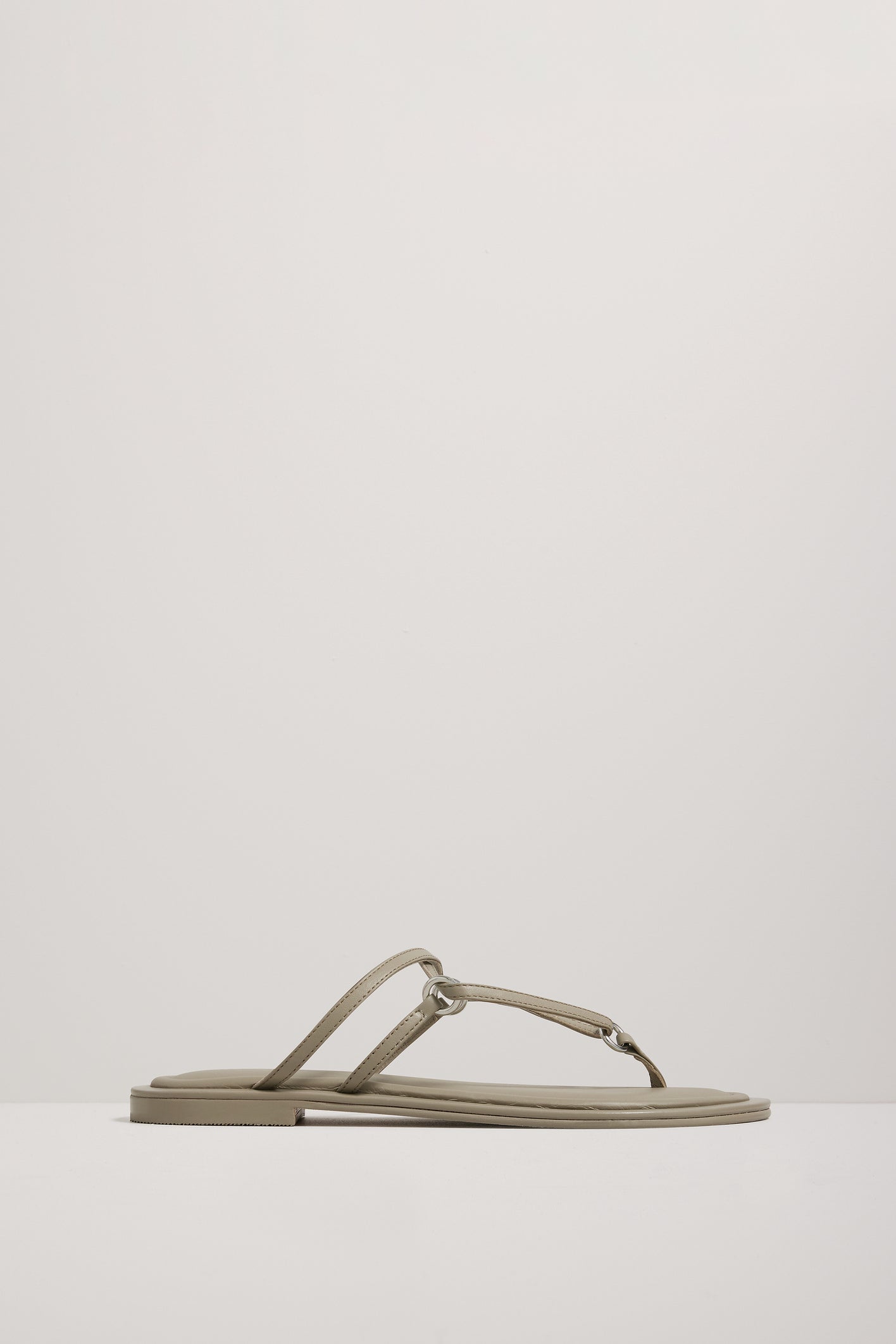 The Nanaka Sandal