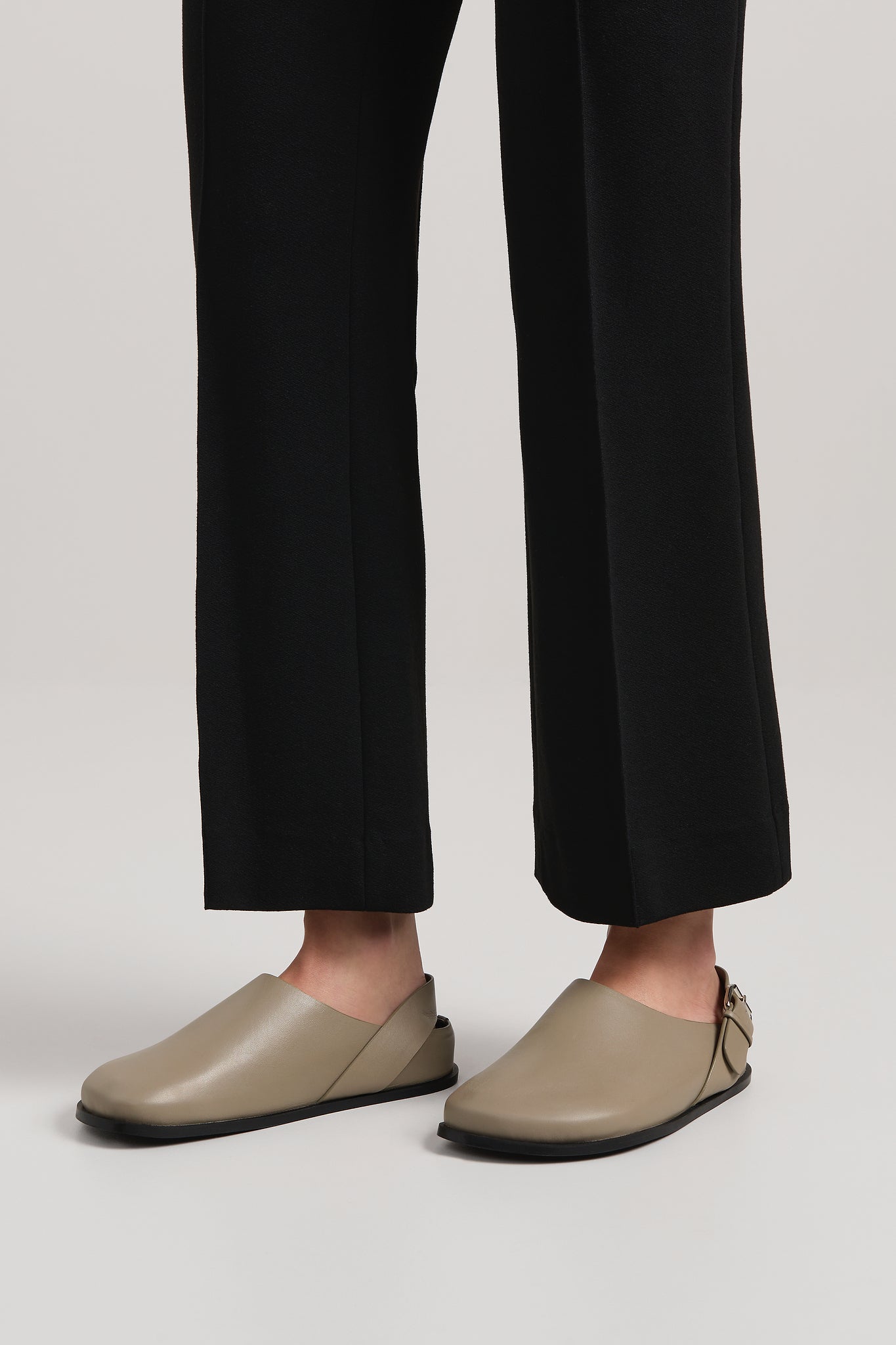 The Louis Clog