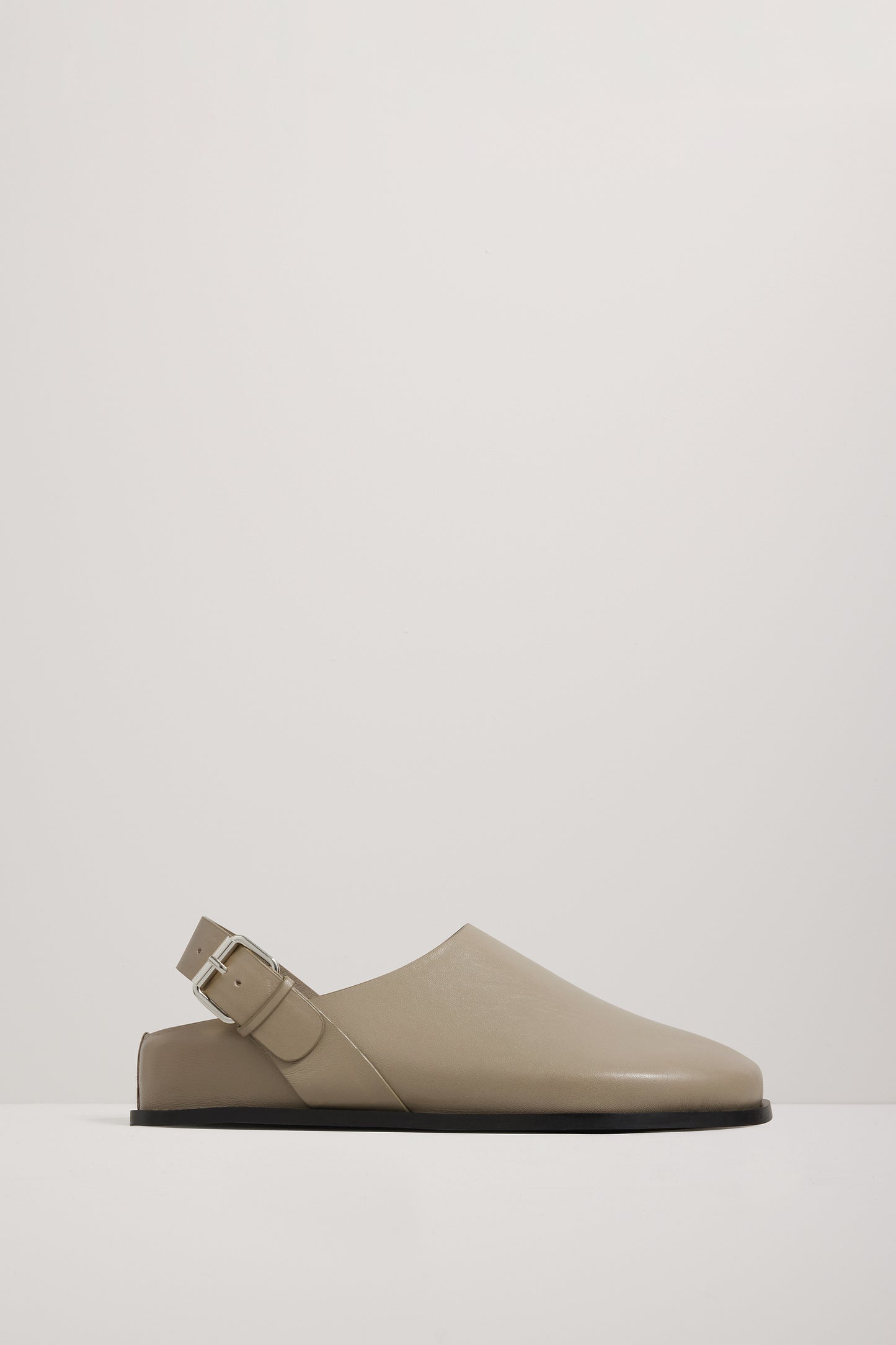 The Louis Clog
