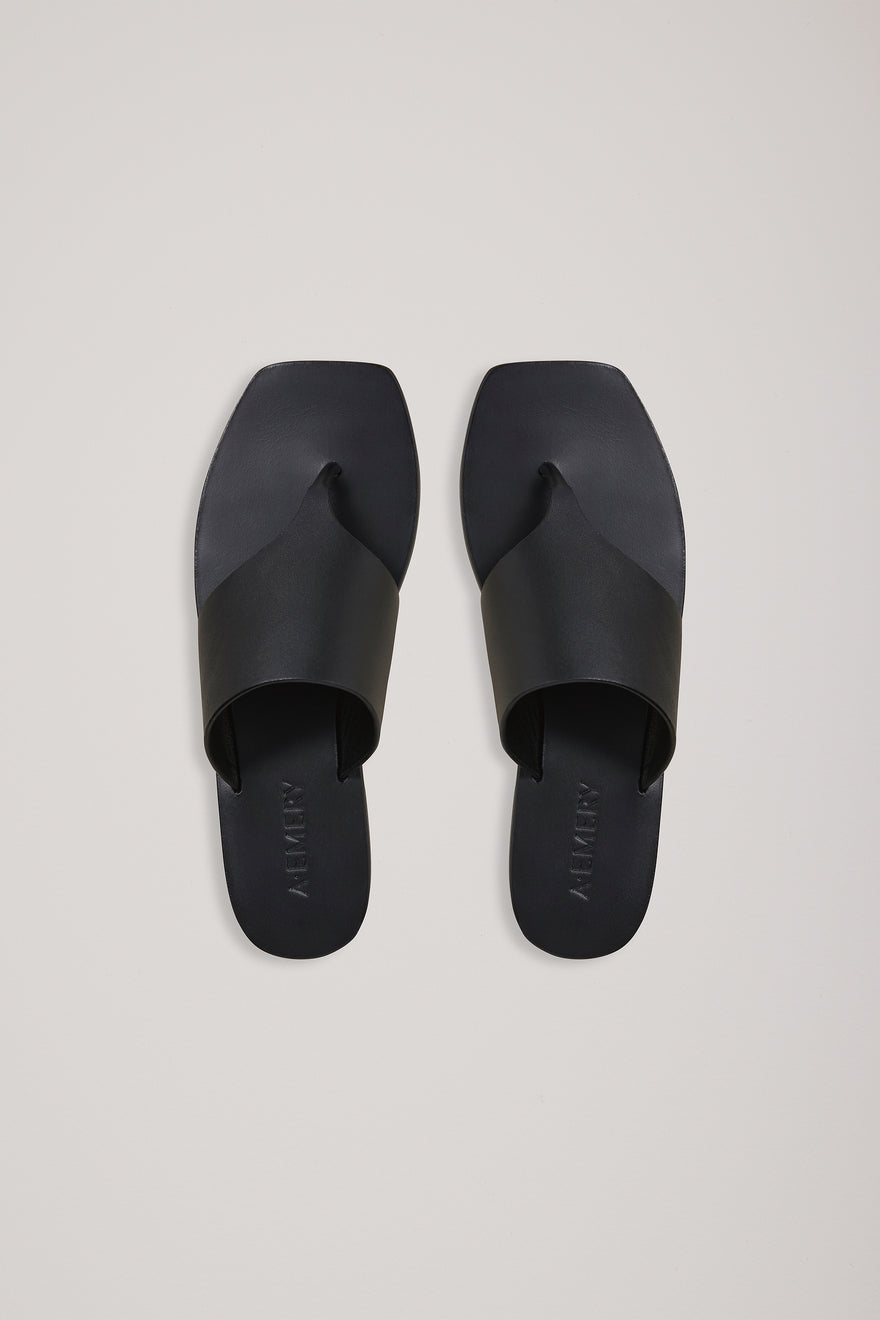 The Paton Sandal