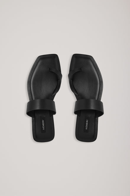 The Kasper Sandal
