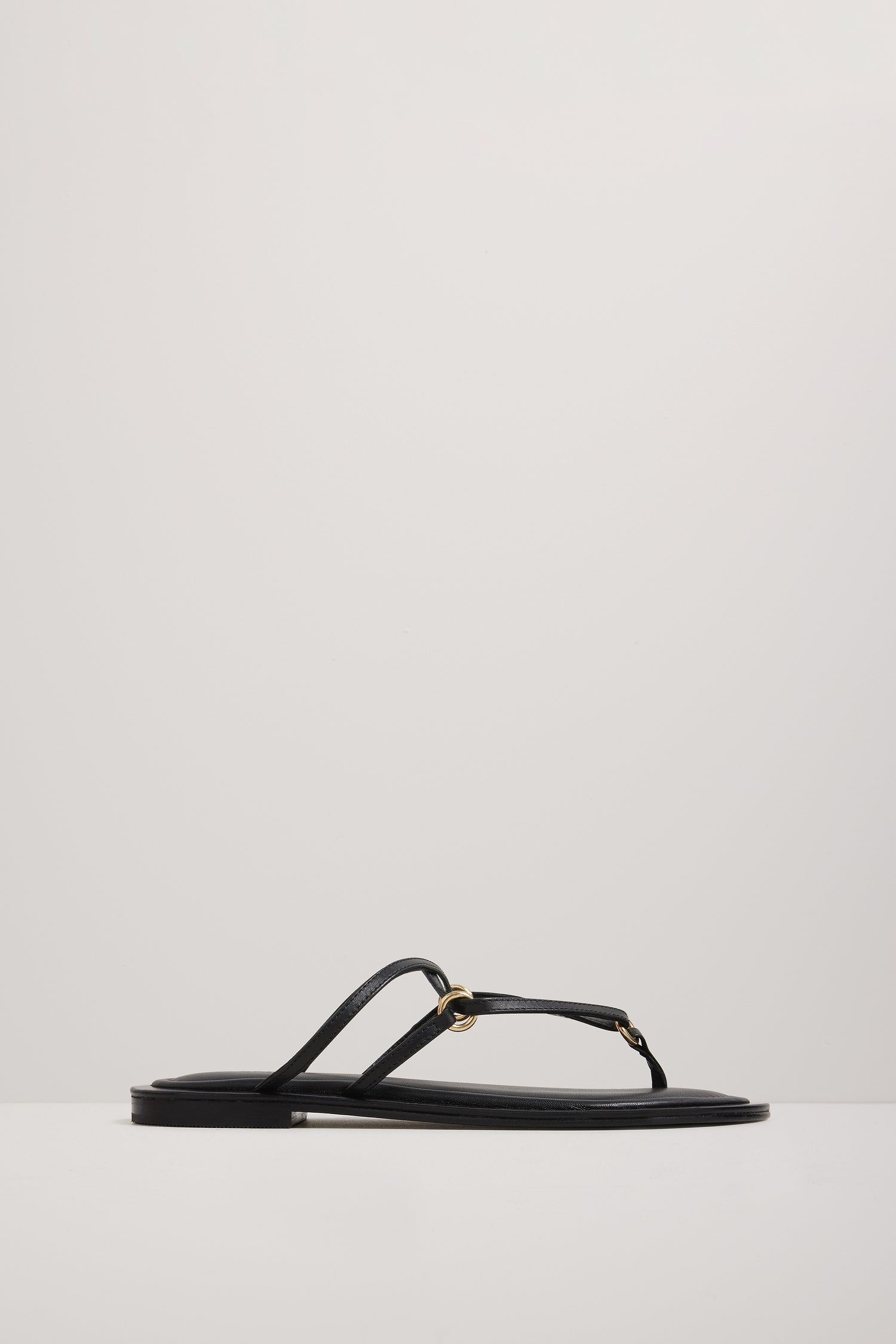 The Nanaka Sandal