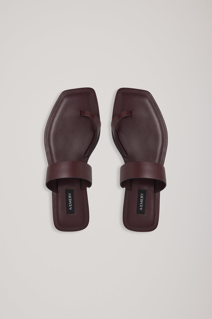 The Kasper Sandal