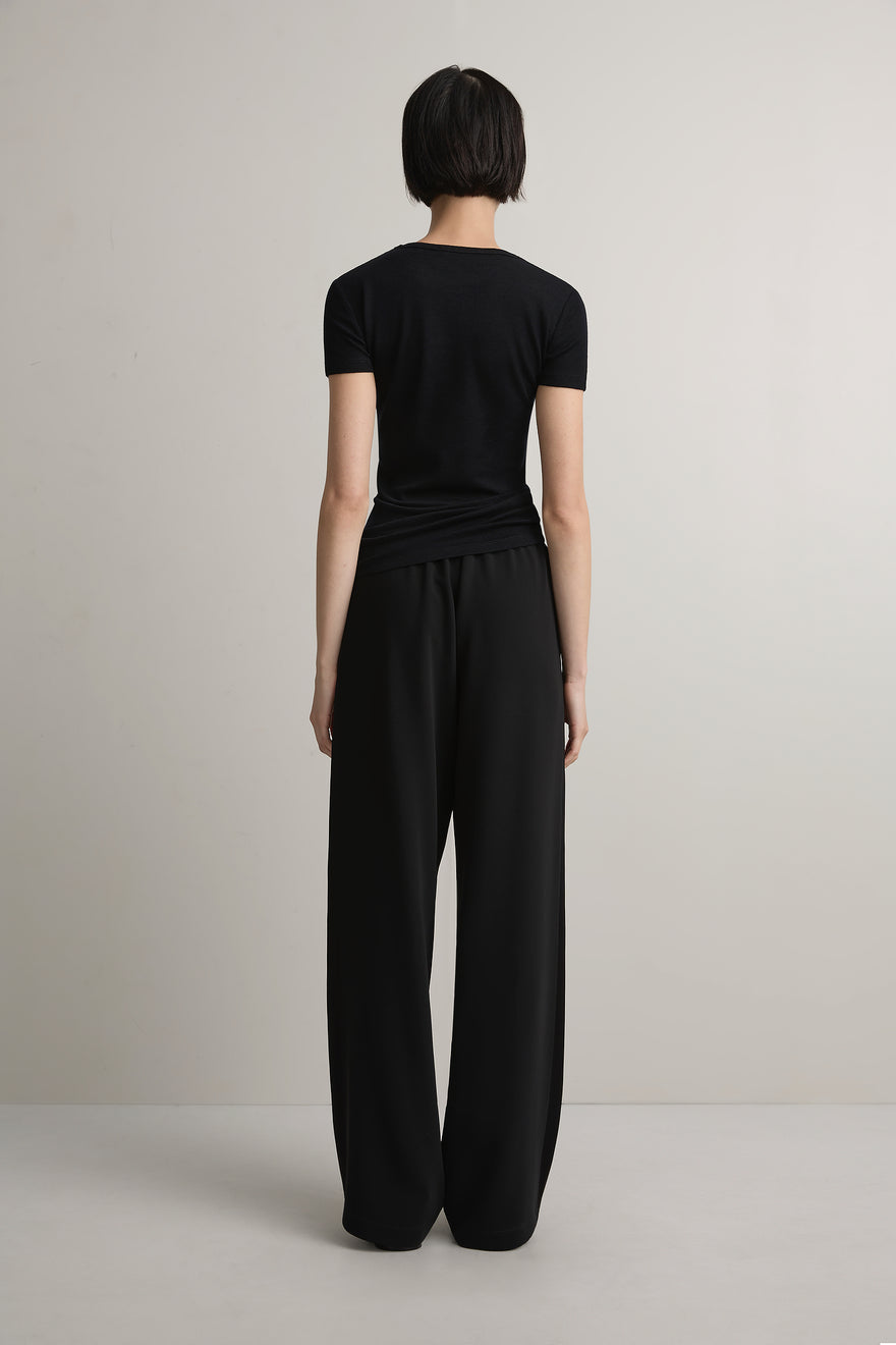 The Hendry Top
