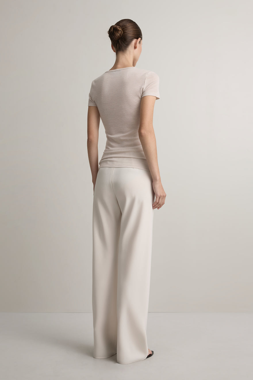 The Hendry Top