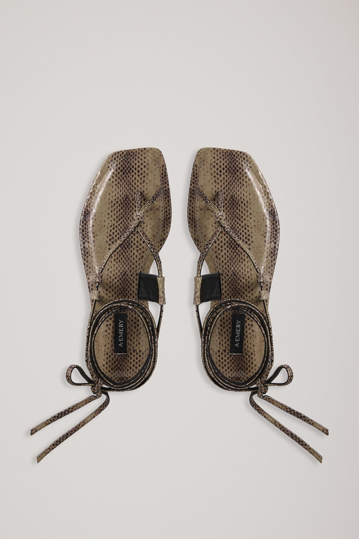 The Raslo Sandal