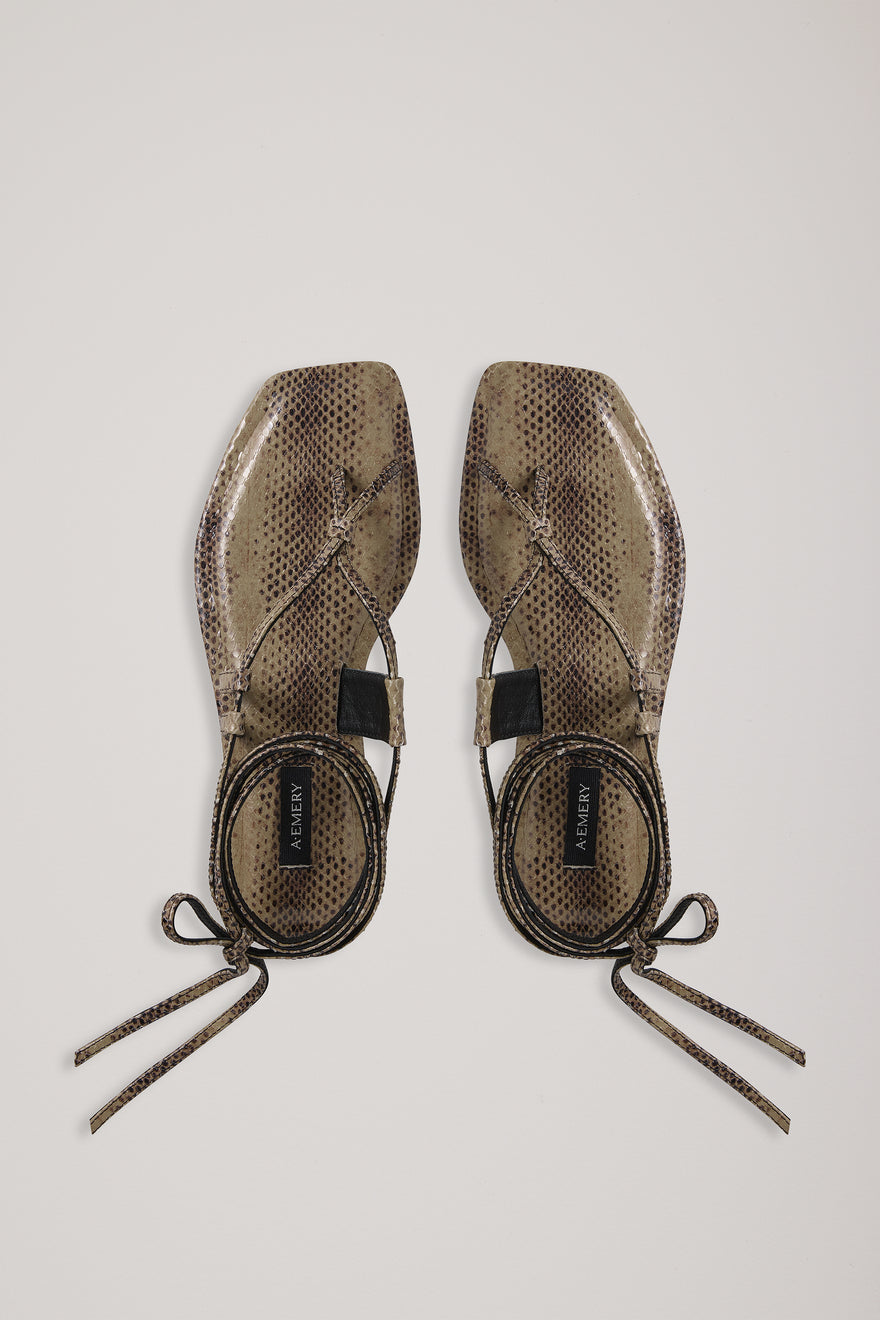 The Raslo Sandal