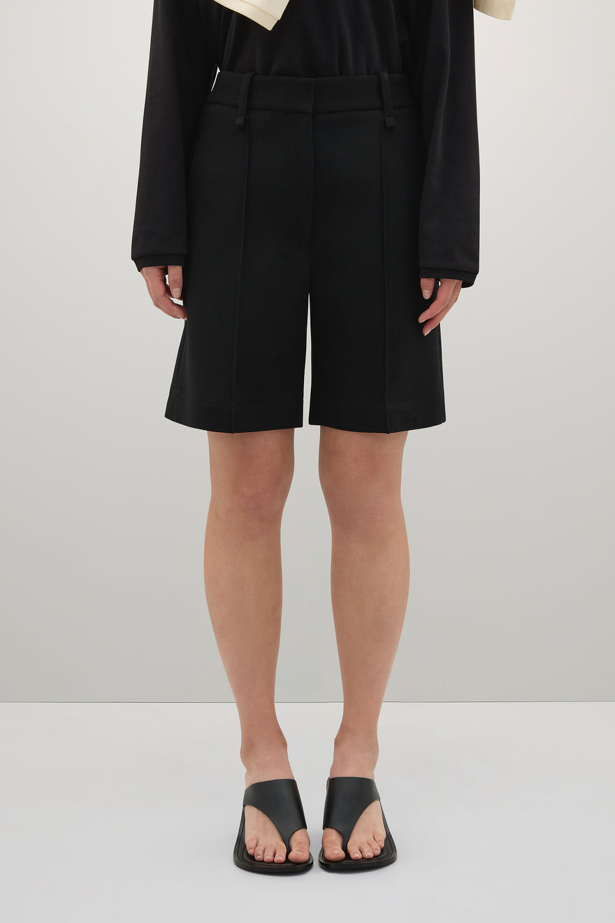 The Keely Short