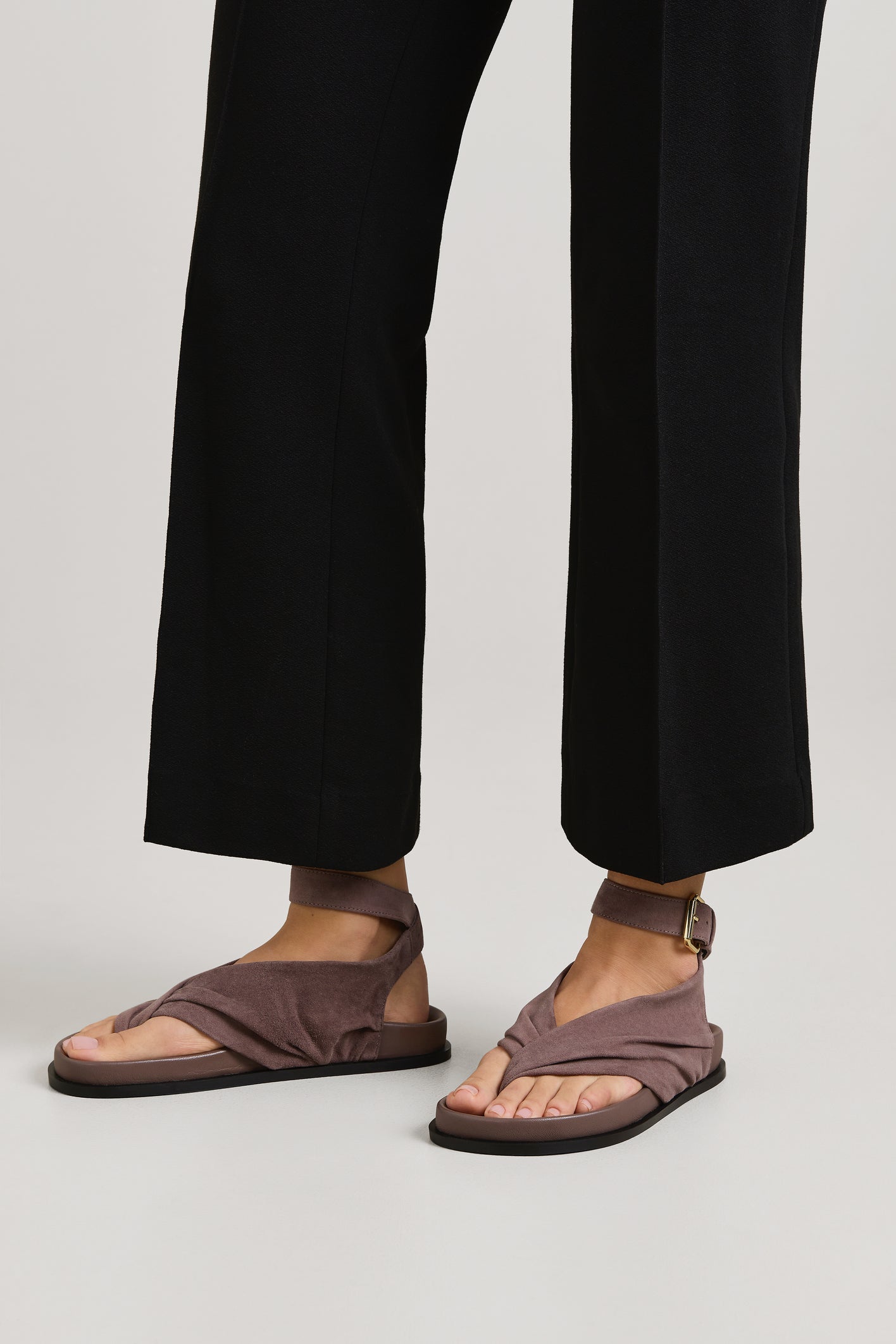 The Mantei Sandal