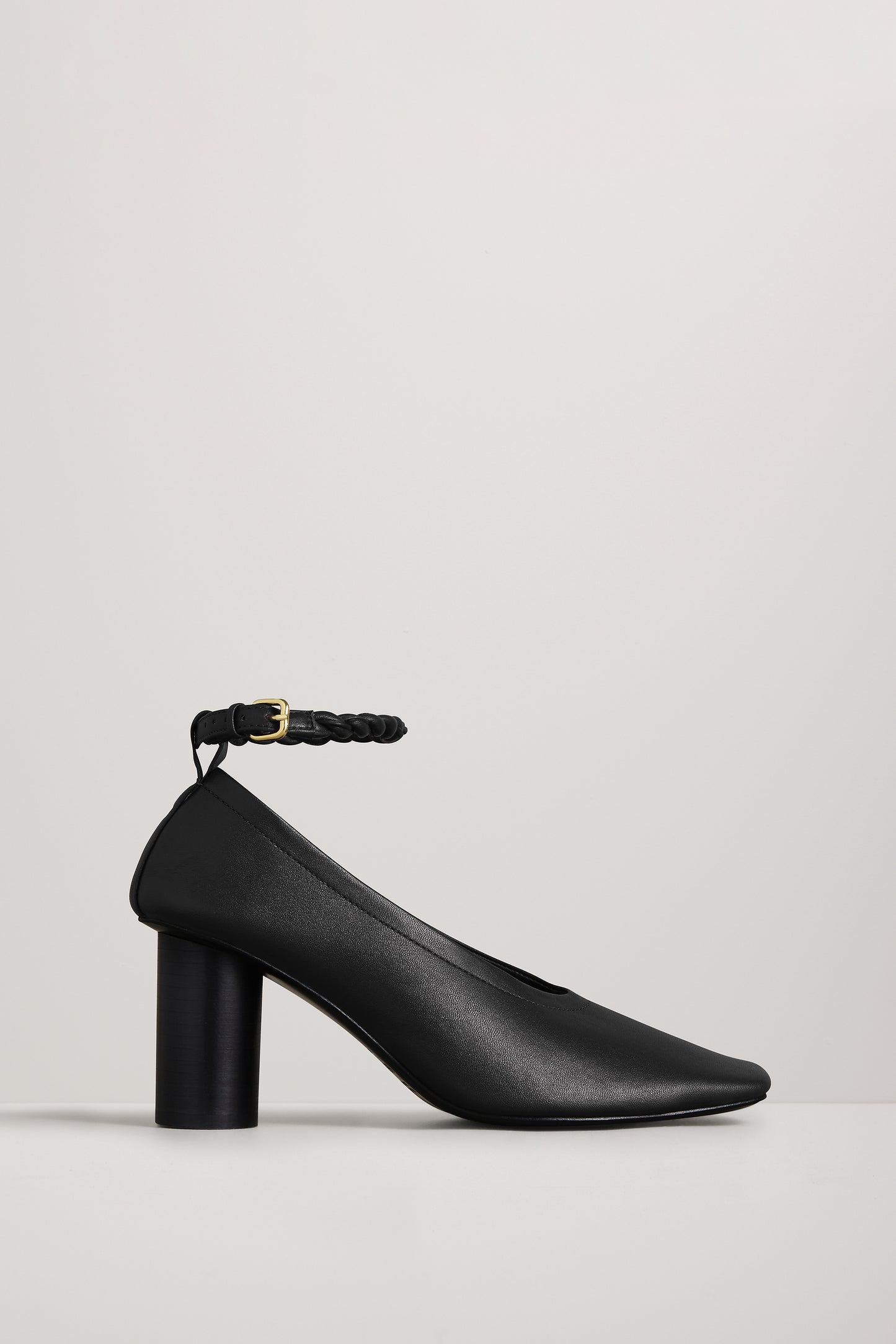 The Amos Heel