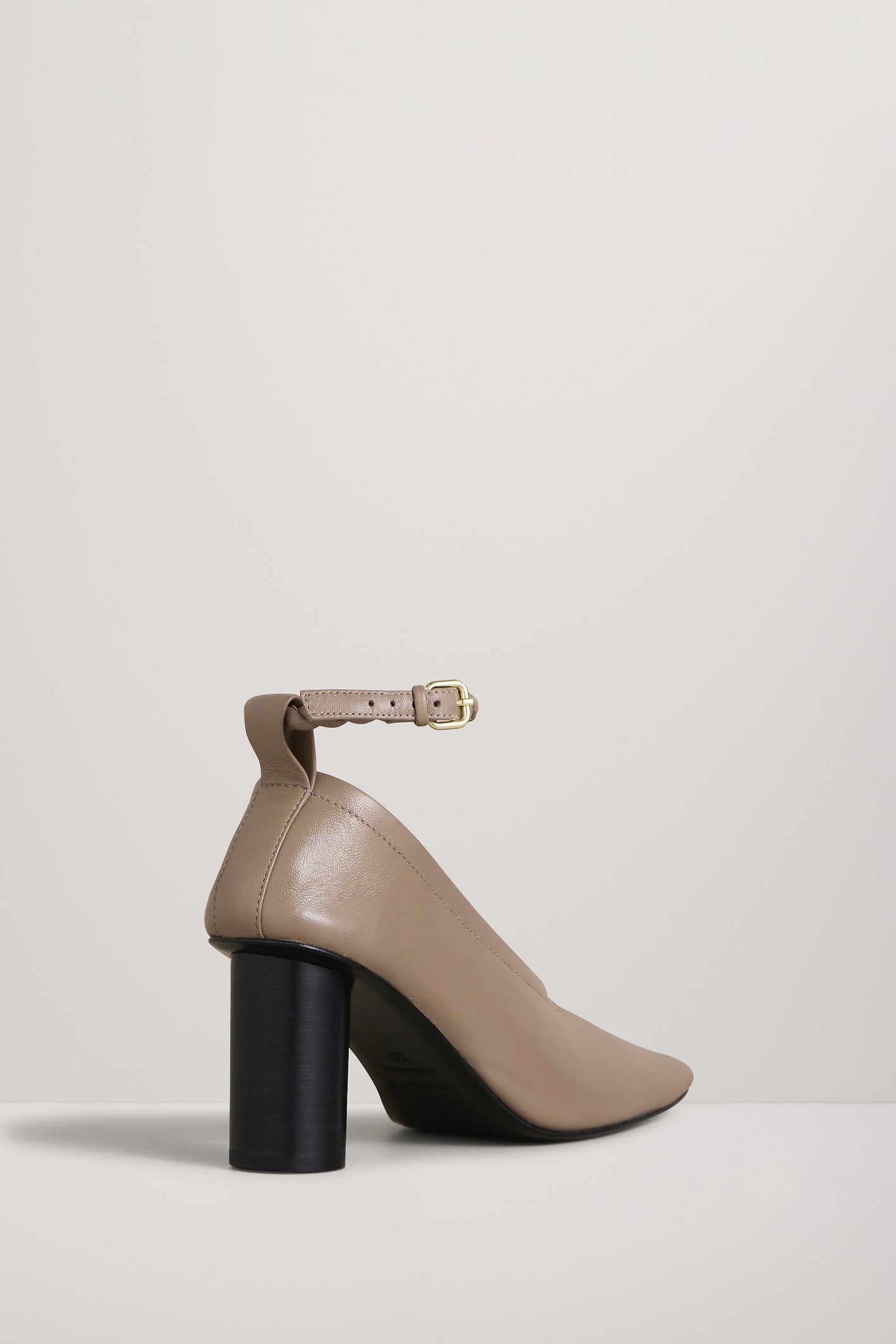 The Amos Heel