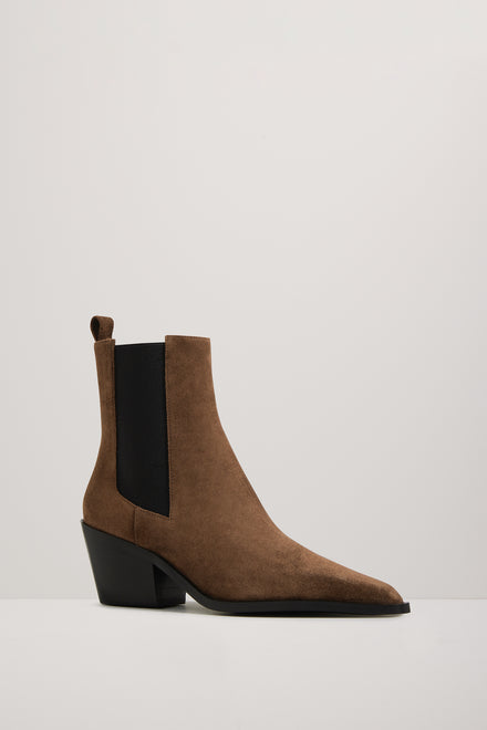 The Leo Boot